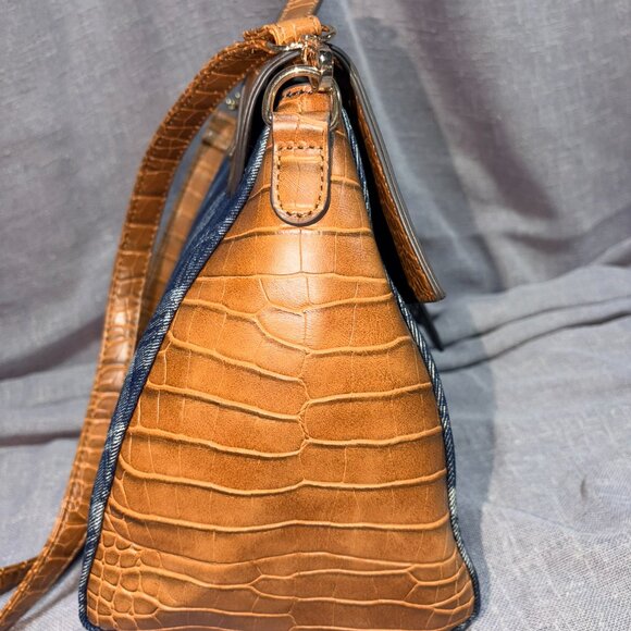 Cute CATO top handle satchel - Picture 8 of 9